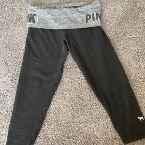 PINK cropped leggings